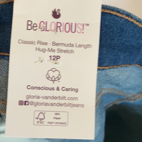 Gloria Vanderbilt Amanda Bermuda jean short classic rise hug me stretch 12P - Picture 7 of 17